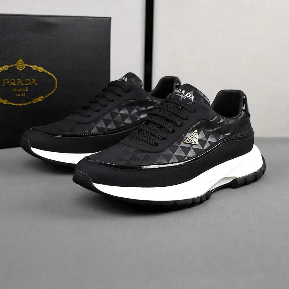 PP440👟👟👟[PRADA-Prada] boutique series. The upper is made of first-layer cowhide, sheepskin lining, and an ultra-light soft elastic PU outsole. Men's size 38-44 (45 custom-made) (just choose according to your usual wearing size).